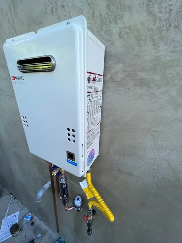 Tankless water heater installation for Berwyn Heights homes